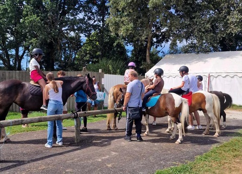 Camping Les P'tites Maisons dans la Prairie, 3* - 41