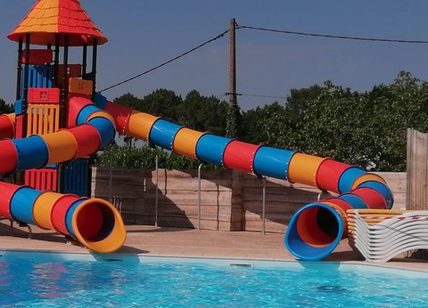 Camping Paradis des Pins - Royan, 4* - 4