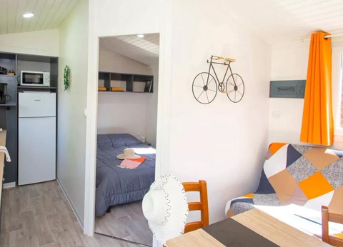 Flower camping À La Rencontre du Soleil, 4* - 8