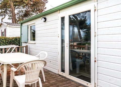 OFFRE CHOC - Camping Les Violettes 4* - 53