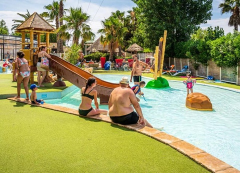 Camping Le Clos Virgile, 4* - 112