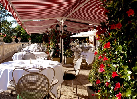 Séjournez au coeur de la forêt de Chantilly dans un château 4* - 4* - 11