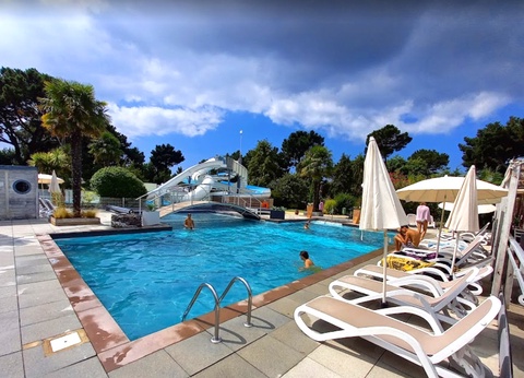 Camping du Menhir 4* - 5