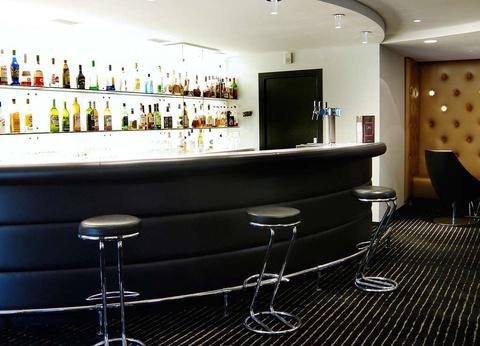 Soirée d'exception à Toulouse avec dîner spécial et soirée dansante pour le Nouvel An 2026 - 4* - 17