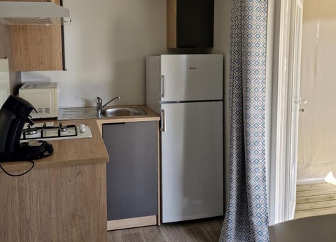 Camping Les P'tites Maisons dans la Prairie, 3* - 29