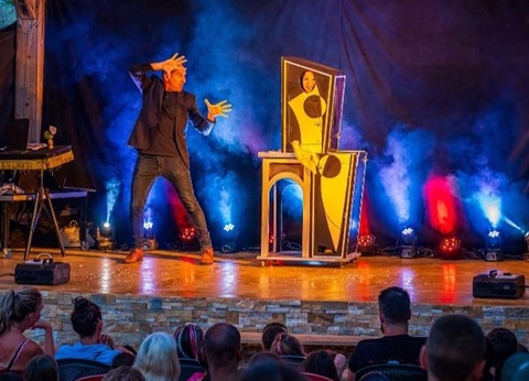 Camping Le Clos Virgile, 4* - 239