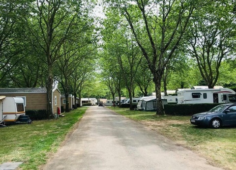 Camping du lac Pouzauges, 3* - 6