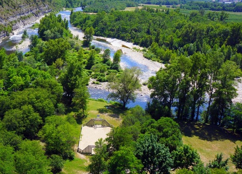 Flower Camping Le Plan d'eau 3* - 26