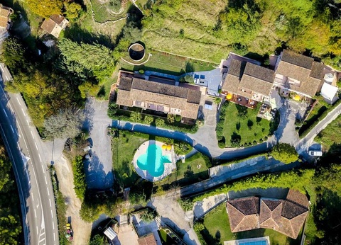 Romance et charme dans une bastide près de Cagnes-sur-Mer - 3* - 11