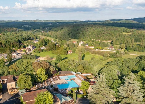 Camping Romanée - Les Grottes De Roffy 4* - 55