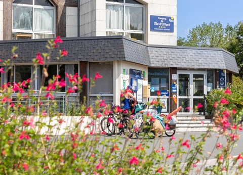 Flower Camping l'Ile d'Offard, 4* - 85