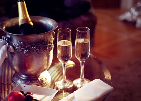 Escapade en amoureux à Toulouse avec bouteille de champagne et ambiance romantique - 4* - 30