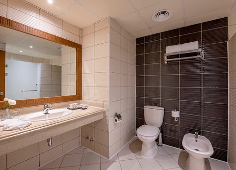 Hôtel Charmillon Gardens Aqua Park 5* - 6