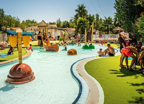 Camping Le Clos Virgile, 4* - 6