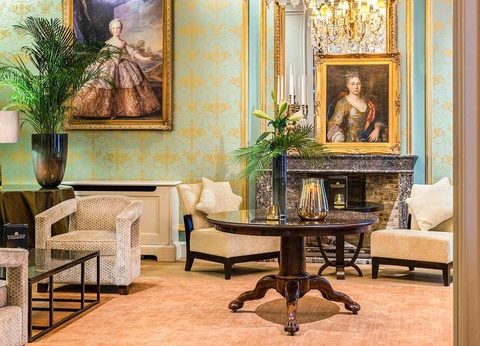 Séjour au centre de Bruges avec vue sur les canaux - 4* - 21