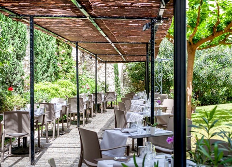 Dégustation de vin et séjour inoubliable au sein d'un Cloître - 4* - 3