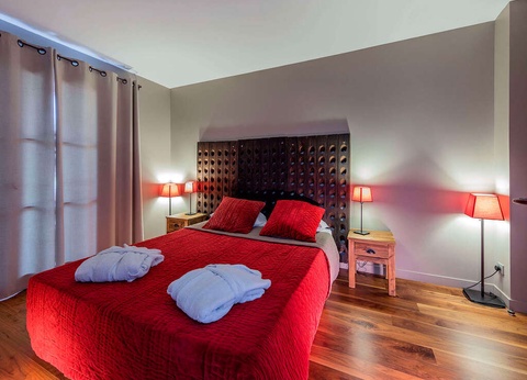 Escapade familiale au dans une ancienne distillerie à Pézenas - 4* - 24