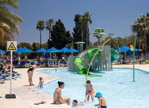 Camping Vilanova Park, 4* - 6