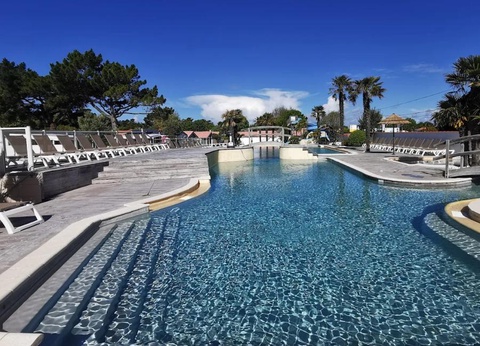 Camping L'Abri des Pins, 4* - 13