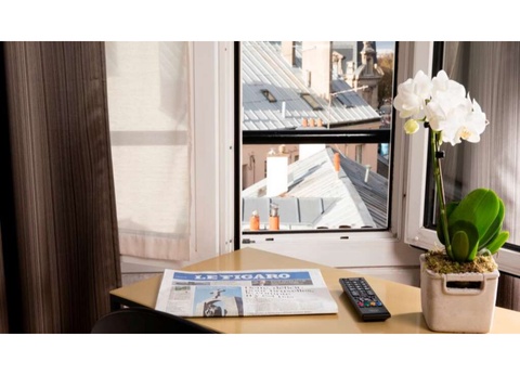 Séjour romantique niché au coeur d'une ancienne demeure du XVIIIe à Versailles - 3* - 6