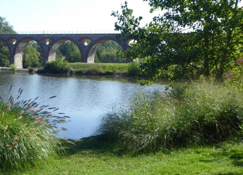 Camping et Village Vacances Le Lac - 31