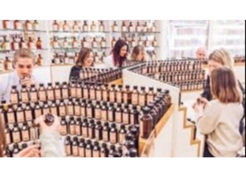 Fêtez la Nouvelle Année ! Diner, spectacle musical, création de Parfum à Cannes - 3* - 26