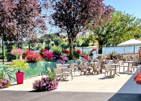 Camping Bocage du Lac, 4* - 47