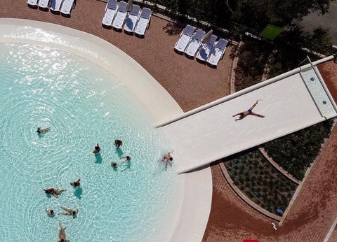 hu Montescudaio village, 3* - 4