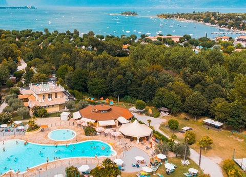 Camping Baia Verde, 4* - 5