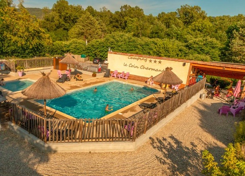 Camping Le Coin Charmant, 3* - 64