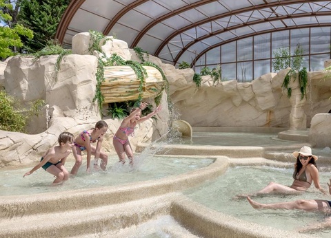 Flower Camping Au Bois des Biches, 4* - 2