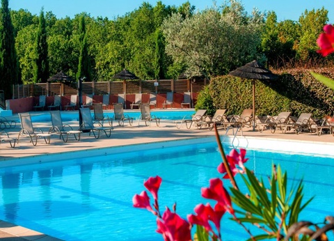 Camping Domaine de Chaussy, 4* - 8