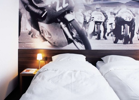 Hôtel avec spa et brasserie branchée sur le circuit de Zolder - 3* - 13