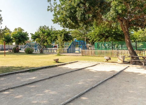 Camping Le Neptune, 4* - 11