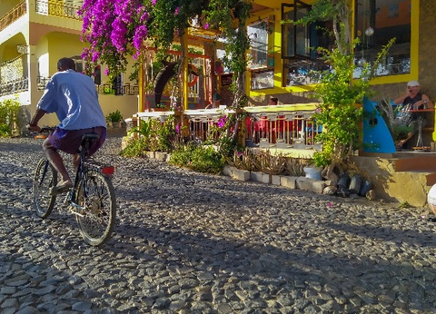 Circuit Santiago, île nature et culture du Cap-Vert 3* - 6