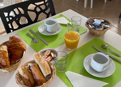 Parc Résidentiel de Loisirs Val Saint Georges, 3* - 24