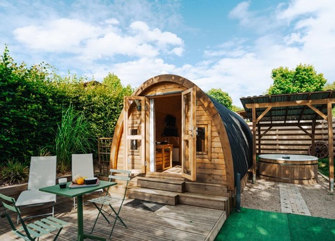 Sunêlia Camping les Nids du Lac, 4* - 33