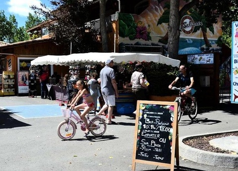 Camping Les Salisses, 4* - 76