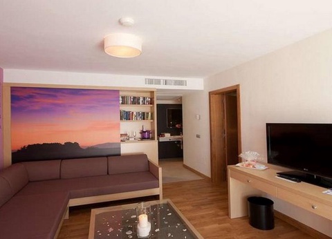 Hôtel R2 Romantic Fantasia Dream 4* - 5