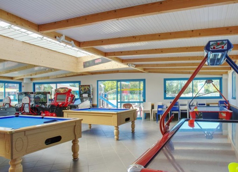 EXCLU ! Camping Les Aventuriers de la Calypso, 4* - 15