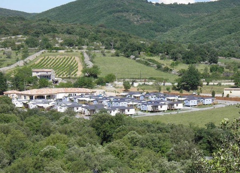 Camping Le Sous Bois, 4* - 53