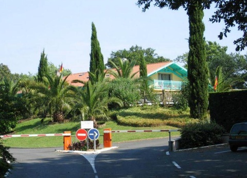 Camping Lou P'tit Poun, 4* - 32