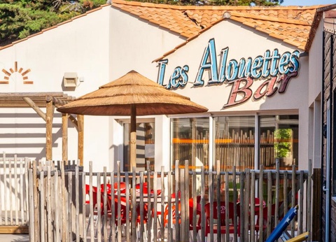 Camping Les Alouettes, 4* - 10