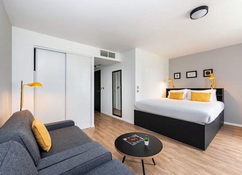 Staycity Aparthotels 4* : Hôtel + Entrées aux parcs - 13