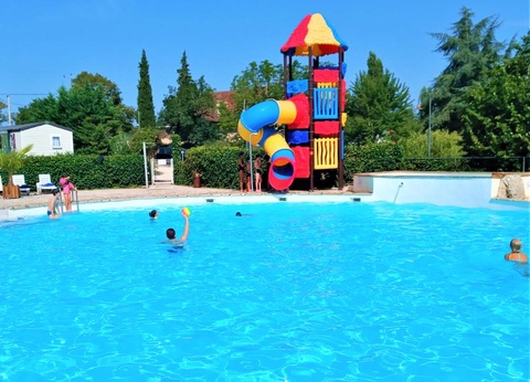 Camping Quercy Vacances, 4* - 3