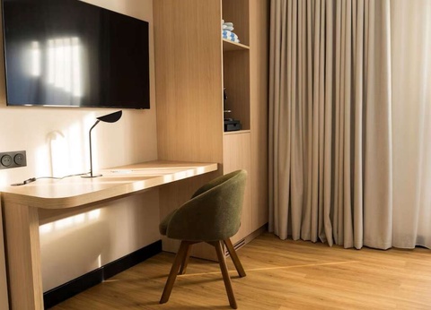 Week-end romantique avec champagne au coeur d'un parc - 4* - 11