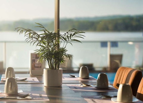 Séjour avec petit-déjeuner, et visite de cave de Champagne - 4* - 12