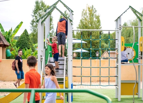 Camping Le Pont de Mazerat, 4* - 7