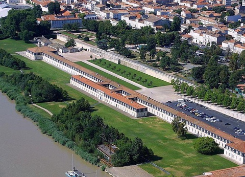 Flower Camping L'Abri-Côtier, 3* - 213