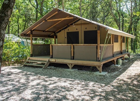 Flower Camping Les Truffières, 3* - 31